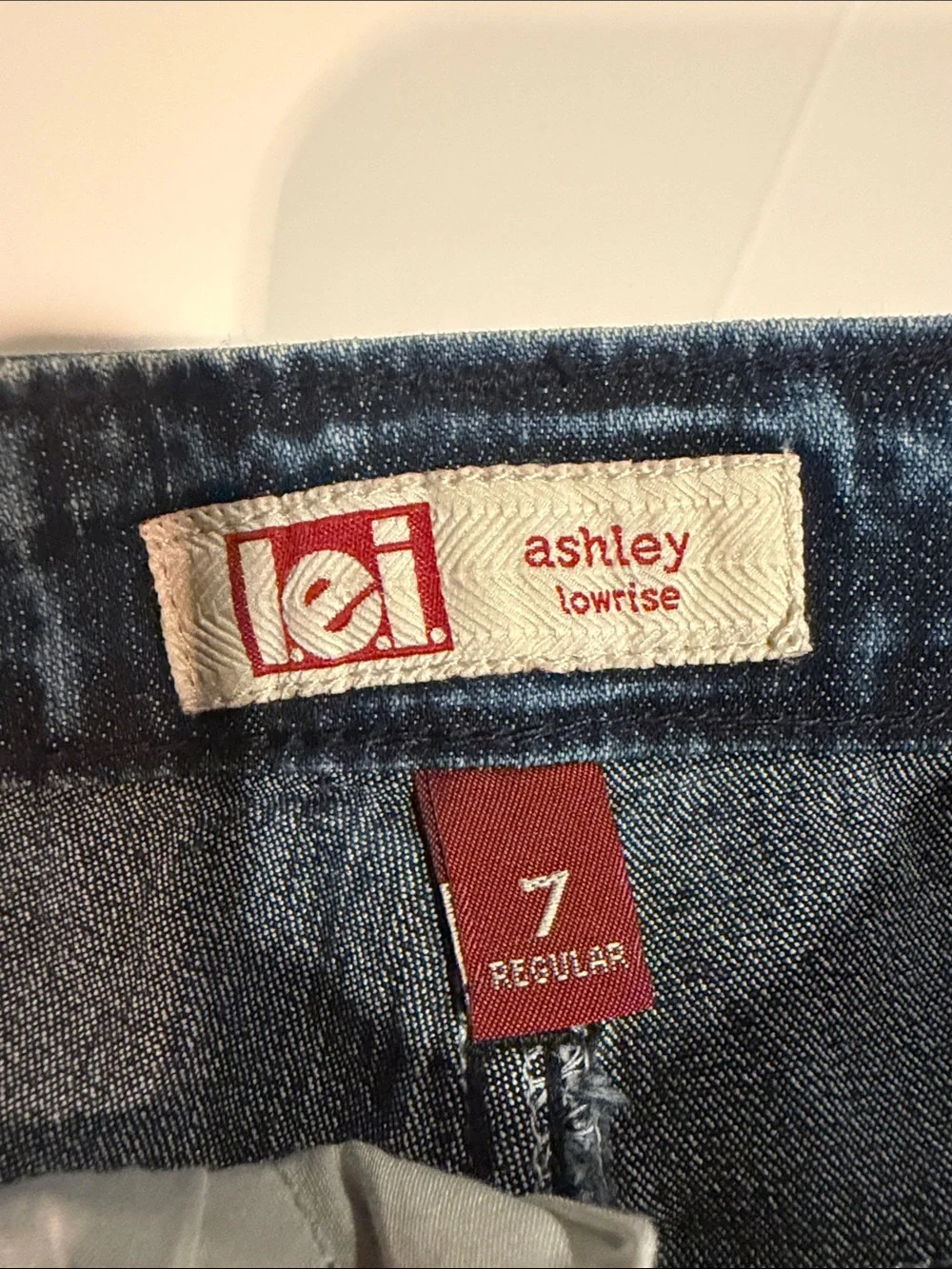l.e.i. Ashley Low Rise Aztec Denim Shorts Crochet Lace Fringe Boho Festival 7